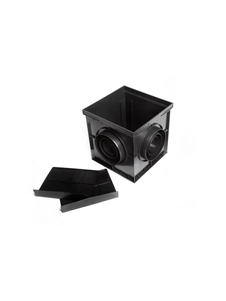 Дождеприемник пластиковый 200х200 с перегородкой Аквасток